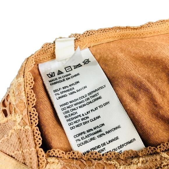 Urban Outfitters Out From Under neutral lace cross-back high neck bralette Large - Picture 8 of 8